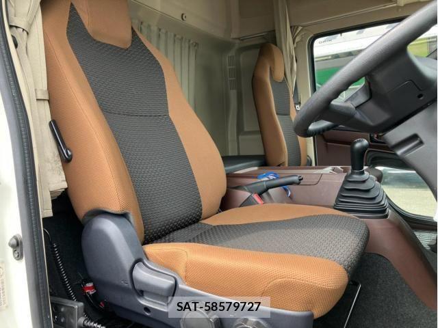 Hino RANGER 2023-03 8628597-20