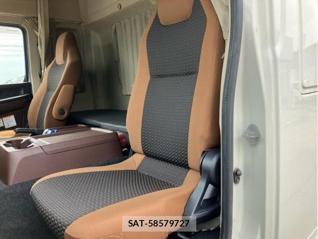Hino RANGER 2023-03 8628597-21