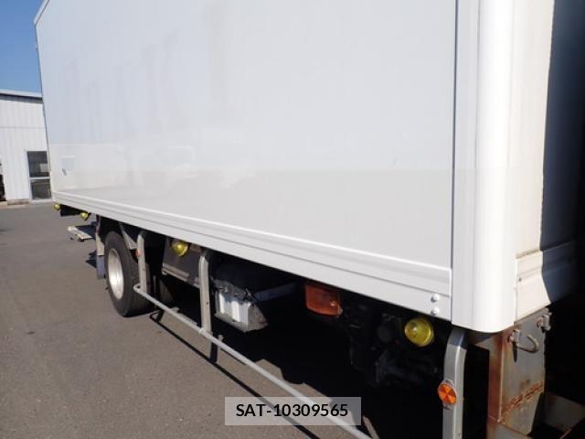 Hino RANGER 2019-10 8628606-21