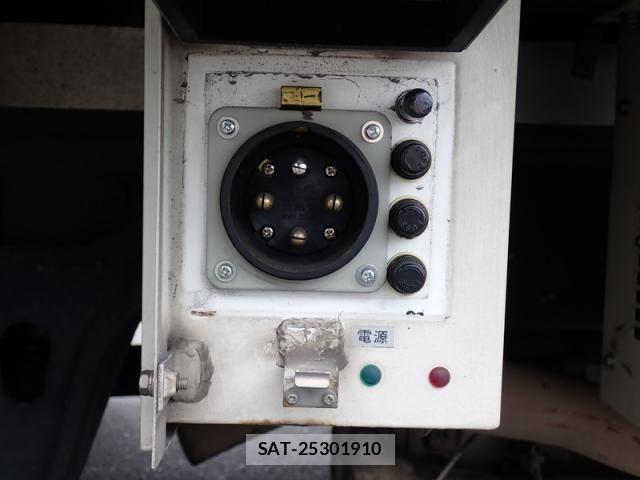 Hino RANGER 2019-05 8666805-9