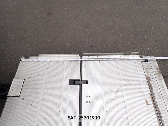 Hino RANGER 2019-05 8666805-20