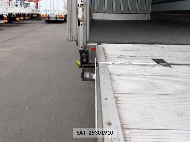 Hino RANGER 2019-05 8666805-25
