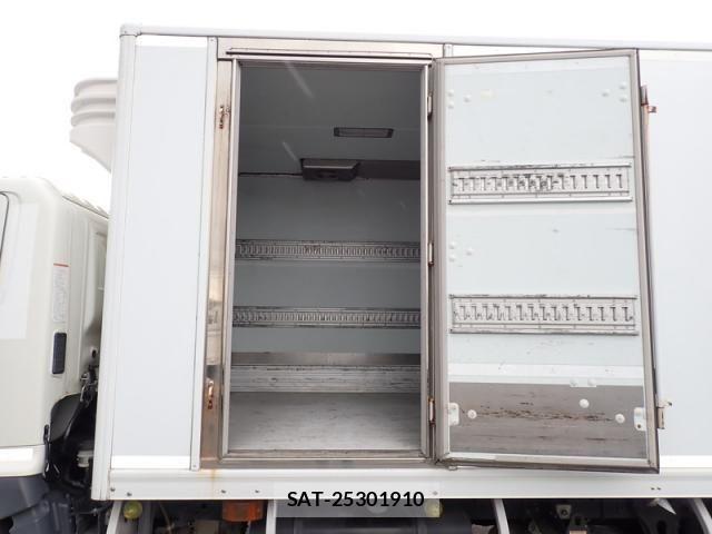 Hino RANGER 2019-05 8666805-27