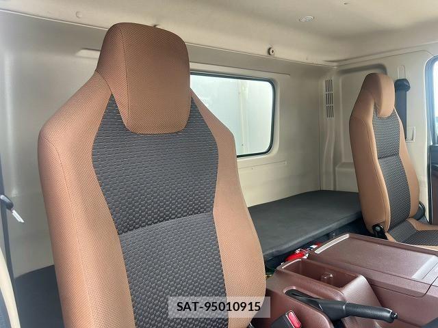 Hino RANGER 2021-05 8661214-20