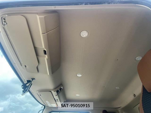 Hino RANGER 2021-05 8661214-25