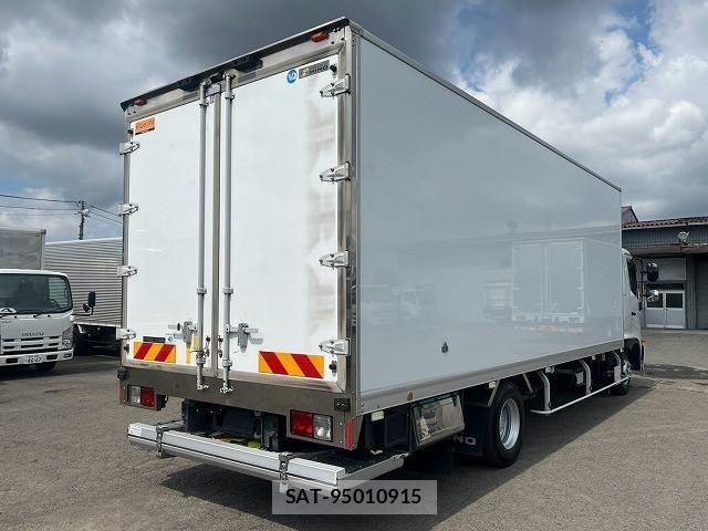 Hino RANGER 2021-05 8661214-5