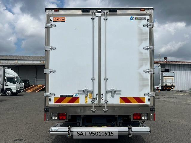 Hino RANGER 2021-05 8661214-6