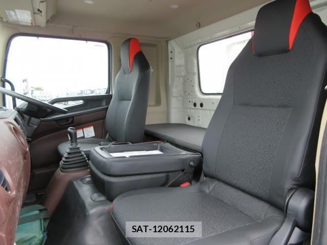 Hino RANGER 2019-06 8661219-20