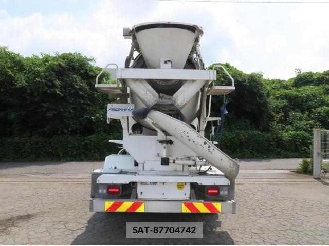 Hino RANGER 2022-10 8661213-4