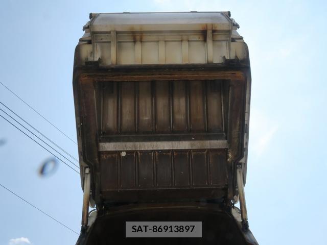 Hino RANGER 2018-03 8661215-9