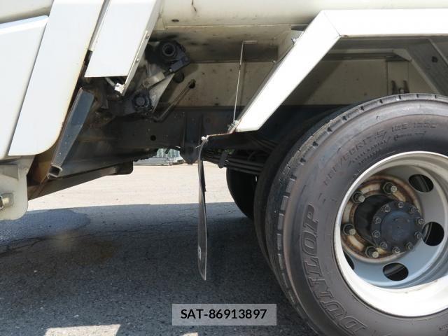Hino RANGER 2018-03 8661215-17