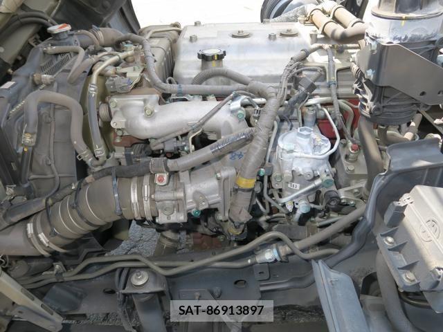 Hino RANGER 2018-03 8661215-23