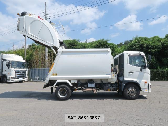 Hino RANGER 2018-03 8661215-7
