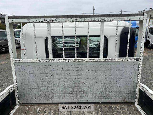 Hino RANGER 2020-03 8661222-8