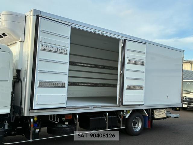 Hino RANGER 2025-09 8661210-7