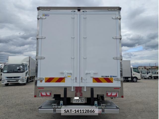 Hino RANGER 2025-10 8661208-9
