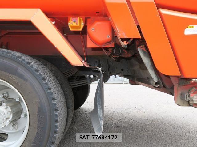 Hino RANGER 2018-09 8661218-19