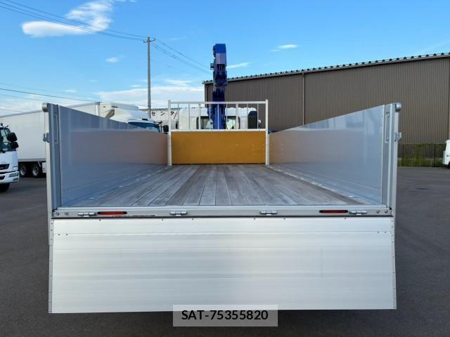 Hino RANGER 2024-10 8661211-11