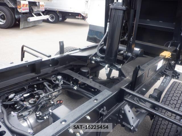 Hino RANGER 2025-12 8661217-14