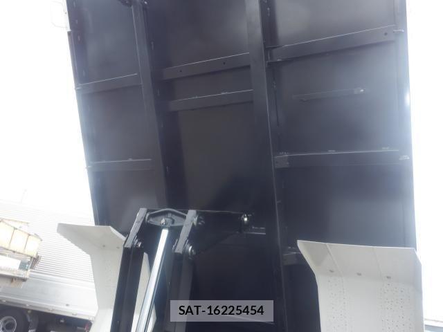 Hino RANGER 2025-12 8661217-8