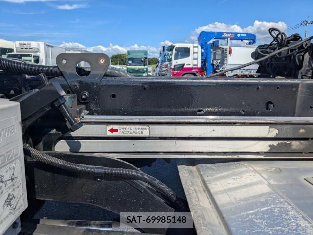 Hino RANGER 2017-03 8661223-7