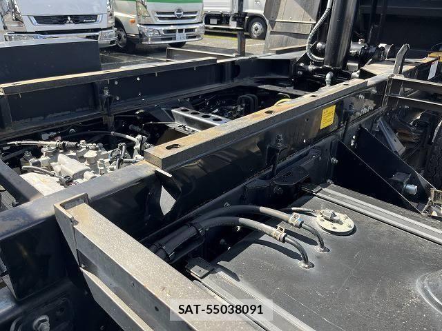 Hino RANGER 2019-02 8666806-19