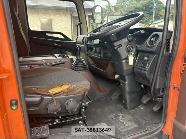 Hino RANGER 2018-03 8686412-19