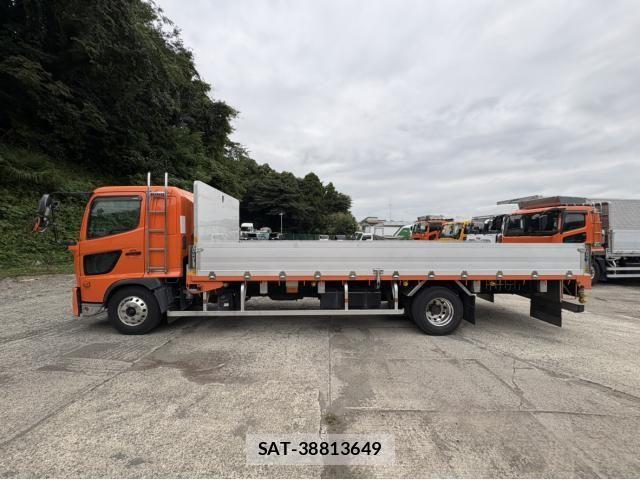 Hino RANGER 2018-03 8686412-5