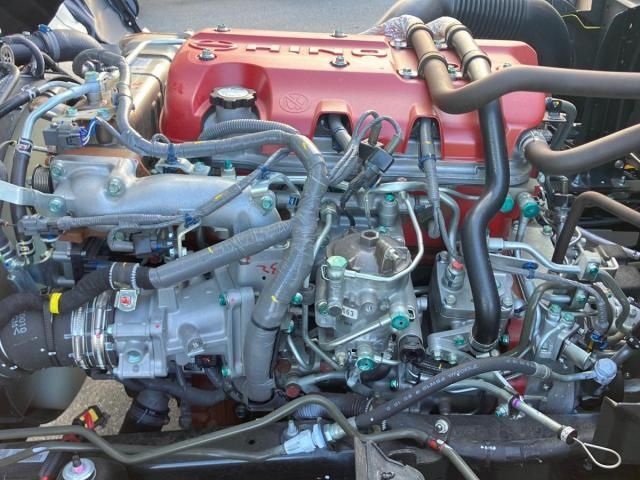Hino RANGER 2025-07 8733065-13