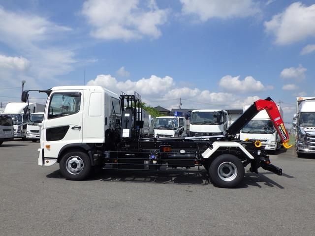 Hino RANGER 2026-02 8733051-10