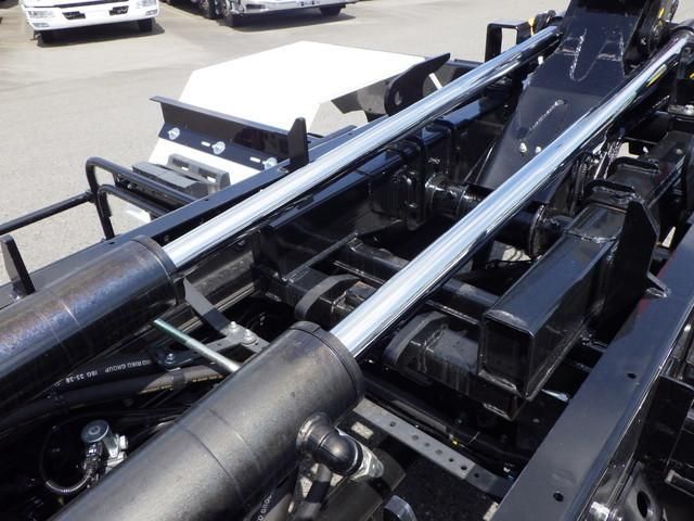 Hino RANGER 2026-02 8733051-12