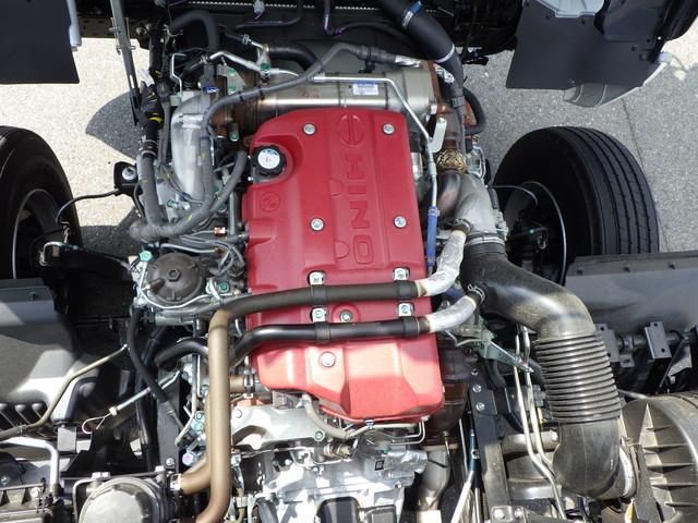 Hino RANGER 2026-02 8733051-16