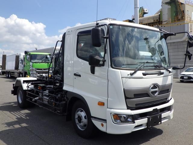 Hino RANGER 2026-02 8733051-1