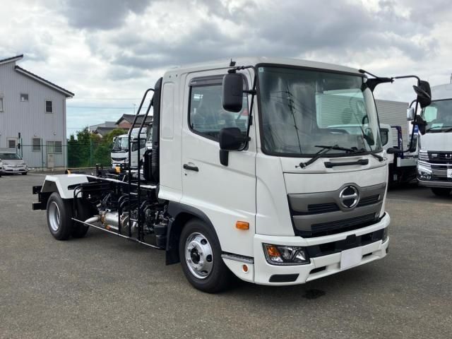 Hino RANGER 2025-08 8733063-1