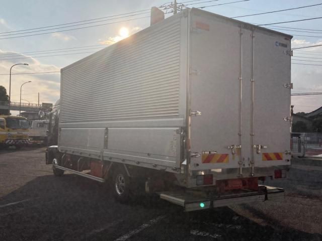 Hino RANGER 2018-07 8733064-3