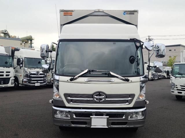 Hino RANGER 2017-04 8733073-1