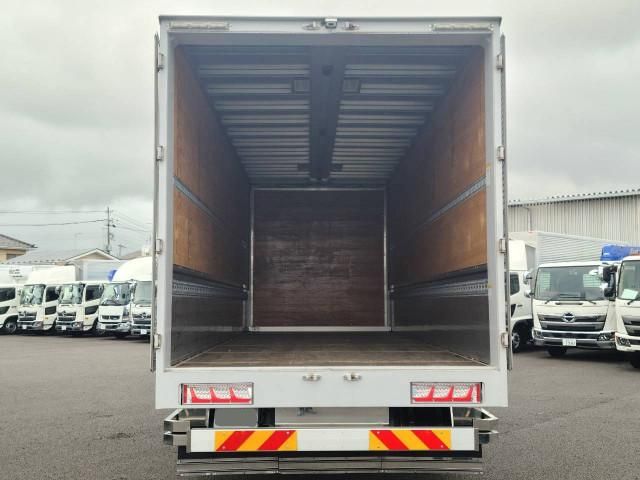 Hino RANGER 2017-04 8733073-24