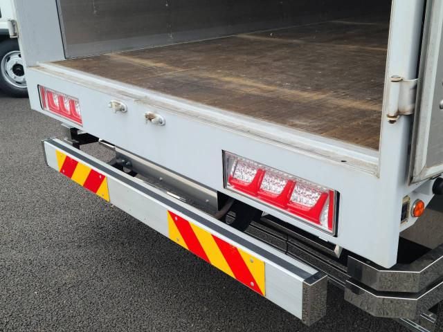 Hino RANGER 2017-04 8733073-25