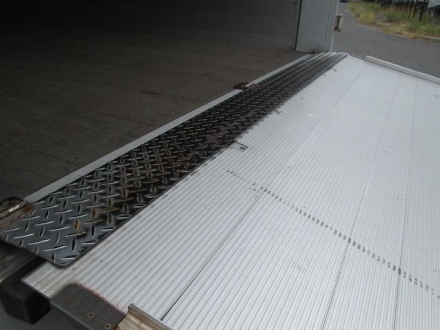 Hino RANGER 2016-07 8733082-18