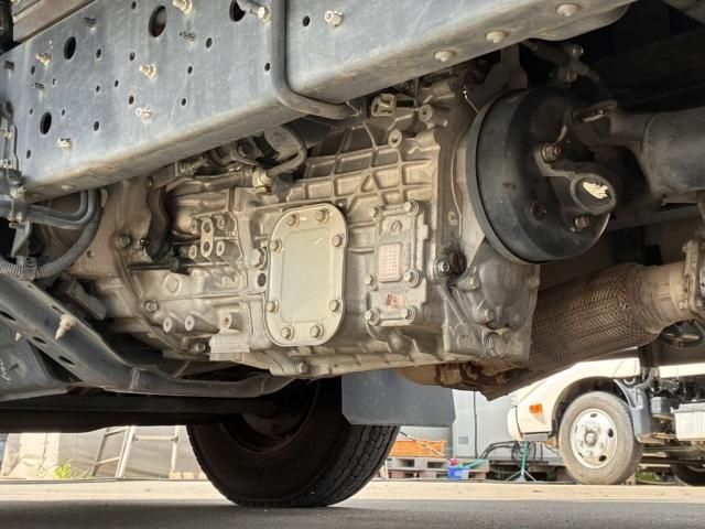 Hino RANGER 2017-06 8733086-13