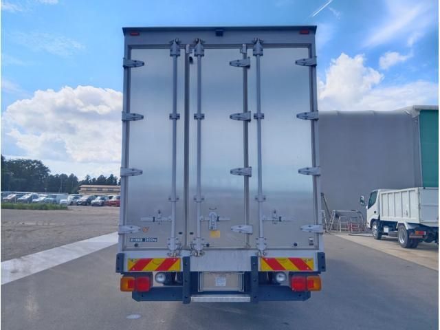 Hino RANGER 2017-06 8733086-4