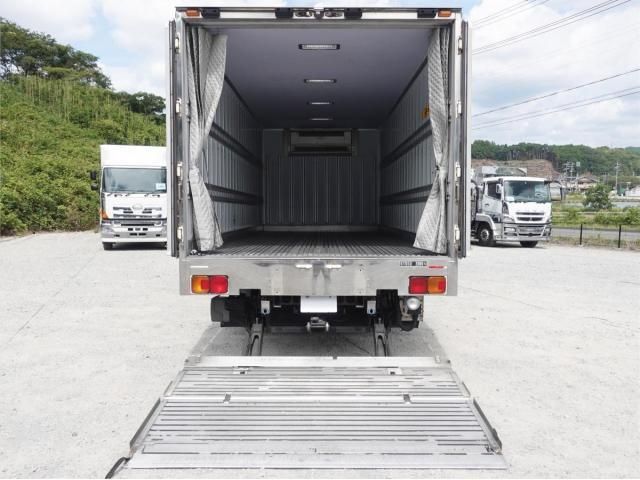 Hino RANGER 2014-07 8733084-10