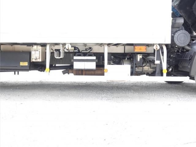 Hino RANGER 2014-07 8733084-15