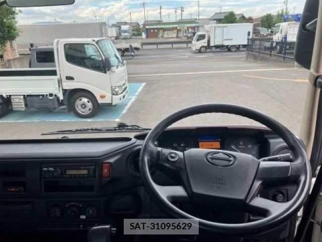 Hino RANGER 2021-01 8745471-22