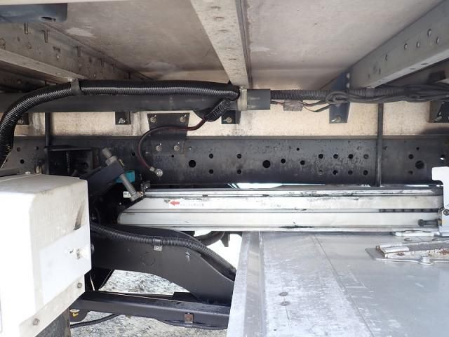 Hino RANGER 2014-09 8733079-20