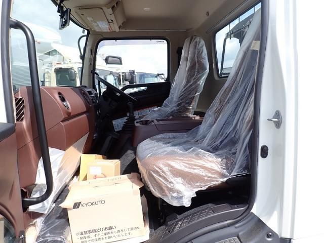 Hino RANGER 2026-02 8733057-9