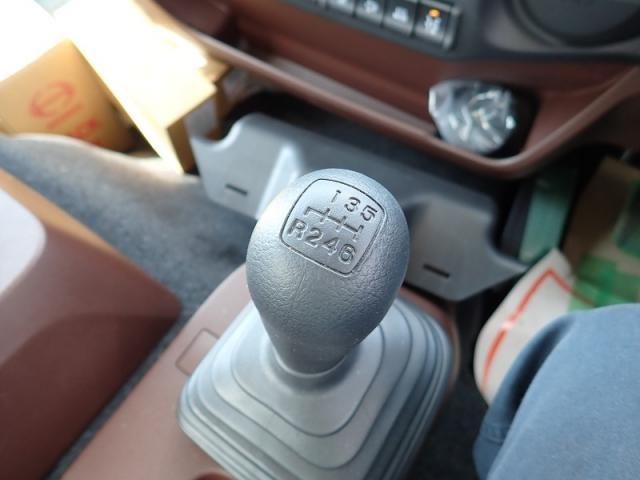 Hino RANGER 2026-02 8733057-11