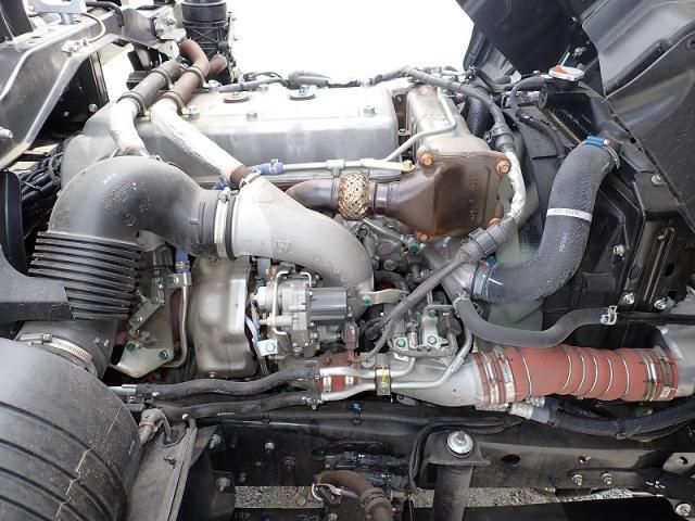 Hino RANGER 2026-02 8733057-21