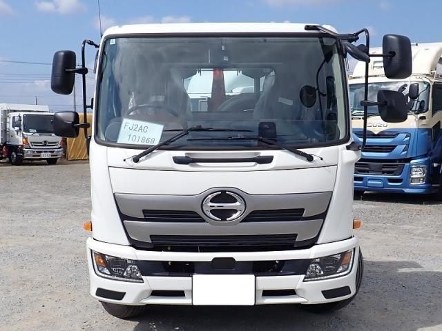 Hino RANGER 2026-02 8733057-4
