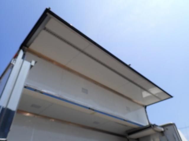 Hino RANGER 2021-05 8733072-23
